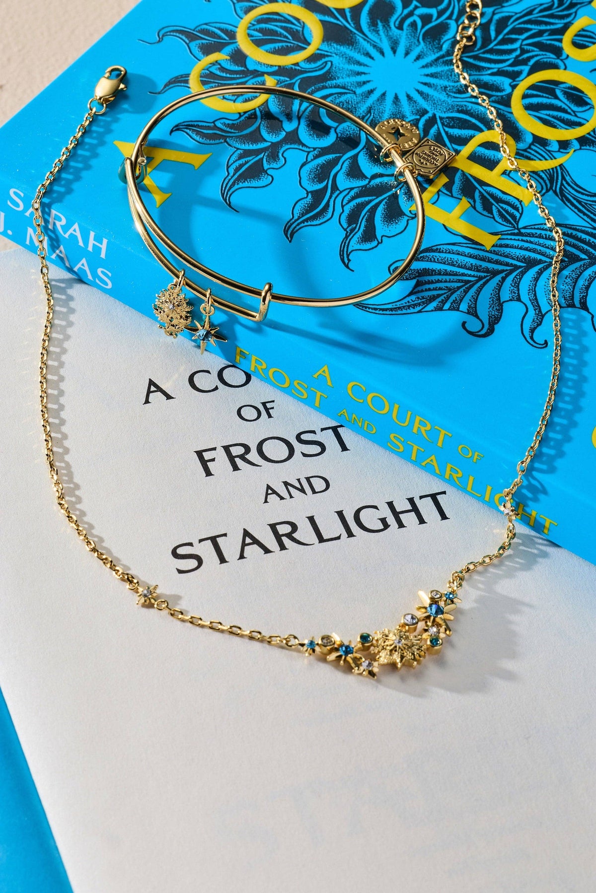 ACOTAR Frost and Starlight Flower Necklace: Gold