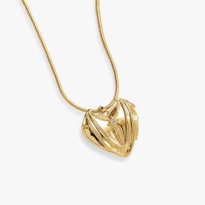 A Court of Thorns and Roses Velaris Heart Locket Necklace: Silver