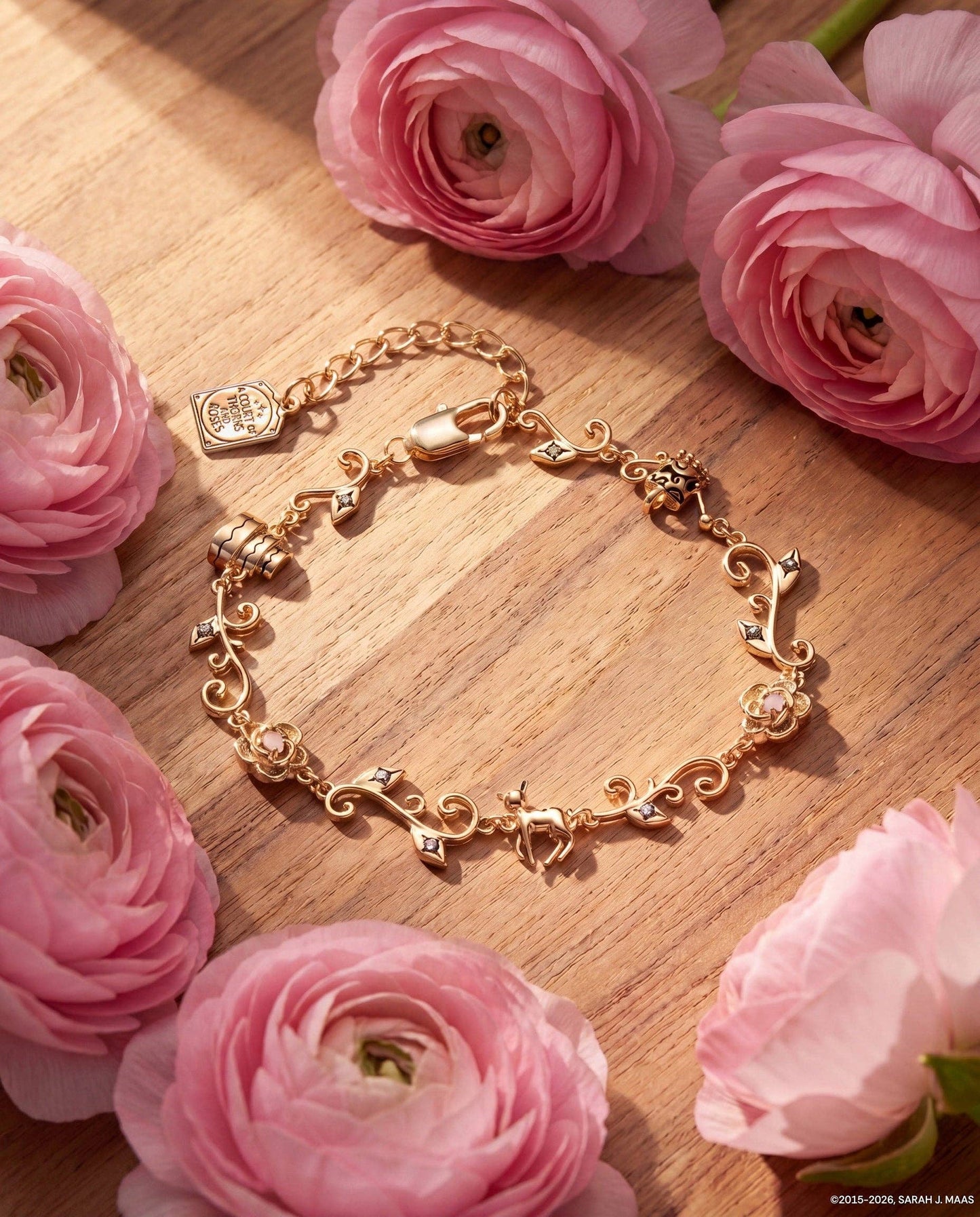 A Court of Thorns and Roses Elain Archeron Linear Bracelet: Gold