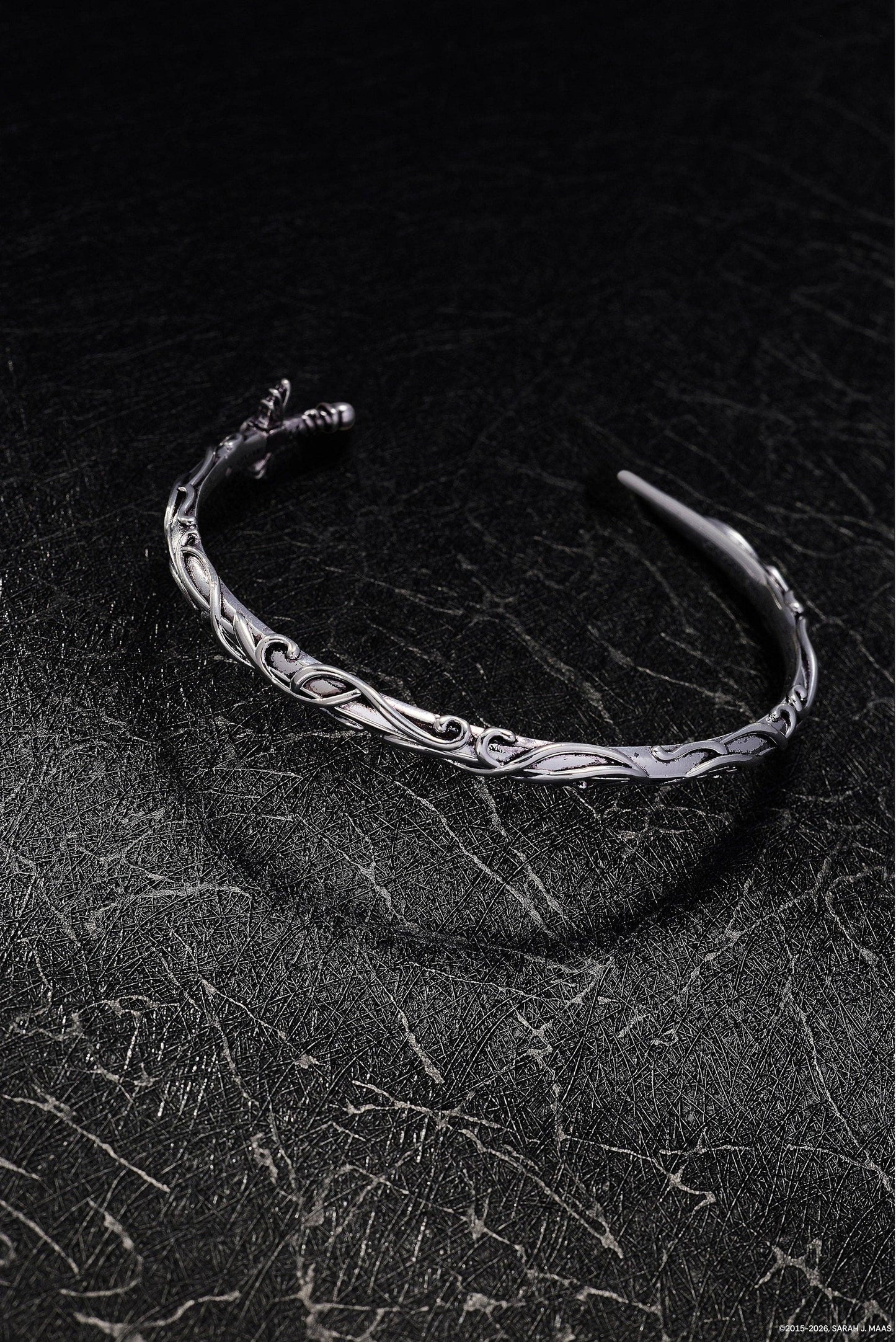 A Court of Thorns and Roses™ Illyrian™ Sword & Shadows Cuff: Gold