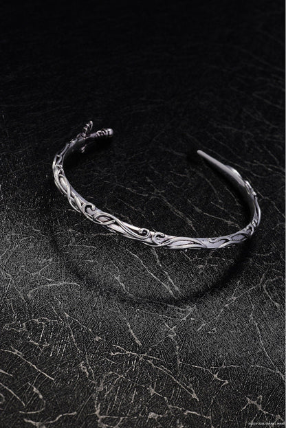A Court of Thorns and Roses™ Illyrian™ Sword & Shadows Cuff: Gold