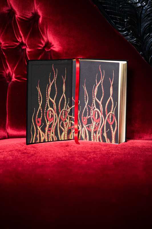Tales of Horror by H. P. Lovecraft (Deluxe Edition)