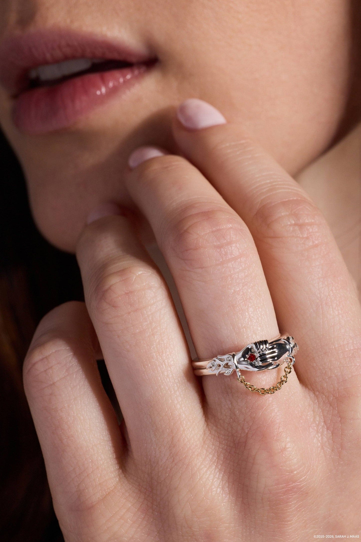A Court of Thorns and Roses 'Keep Reaching Out Your Hand' Nesta & Cassian Ring Set of 2: Two Tone