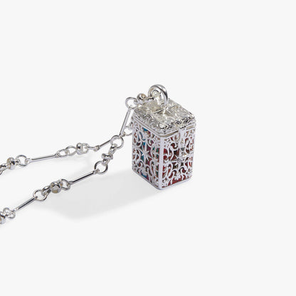 A Court of Thorns and Roses Book Charms Locket Necklace: Gold
