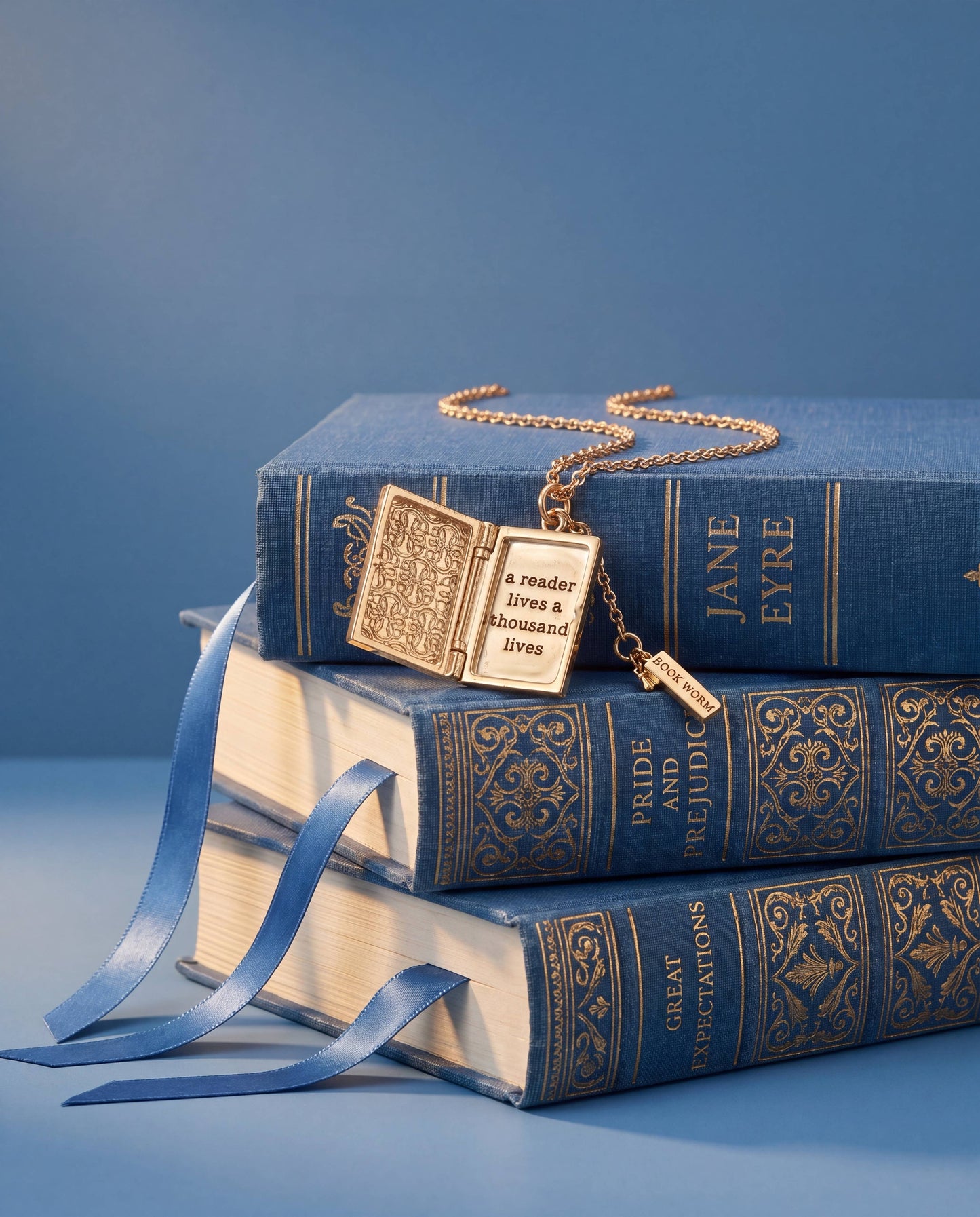 'A Reader Lives A Thousand Lives' Book Club Locket Pendant: Gold